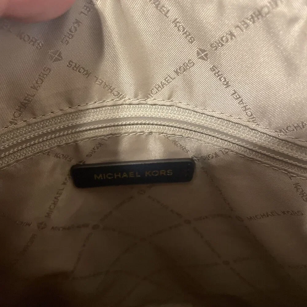 Michael Kors Navy Zip Top Large Tote Bag Gold Hardware Logo Charm Pockets